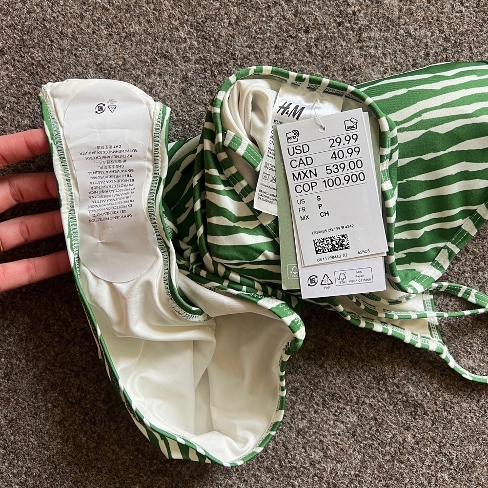 NWT H&M One Piece Swimsuit Green White Bundle of 2 Pieces Women’s Size Small - Picture 5 of 15